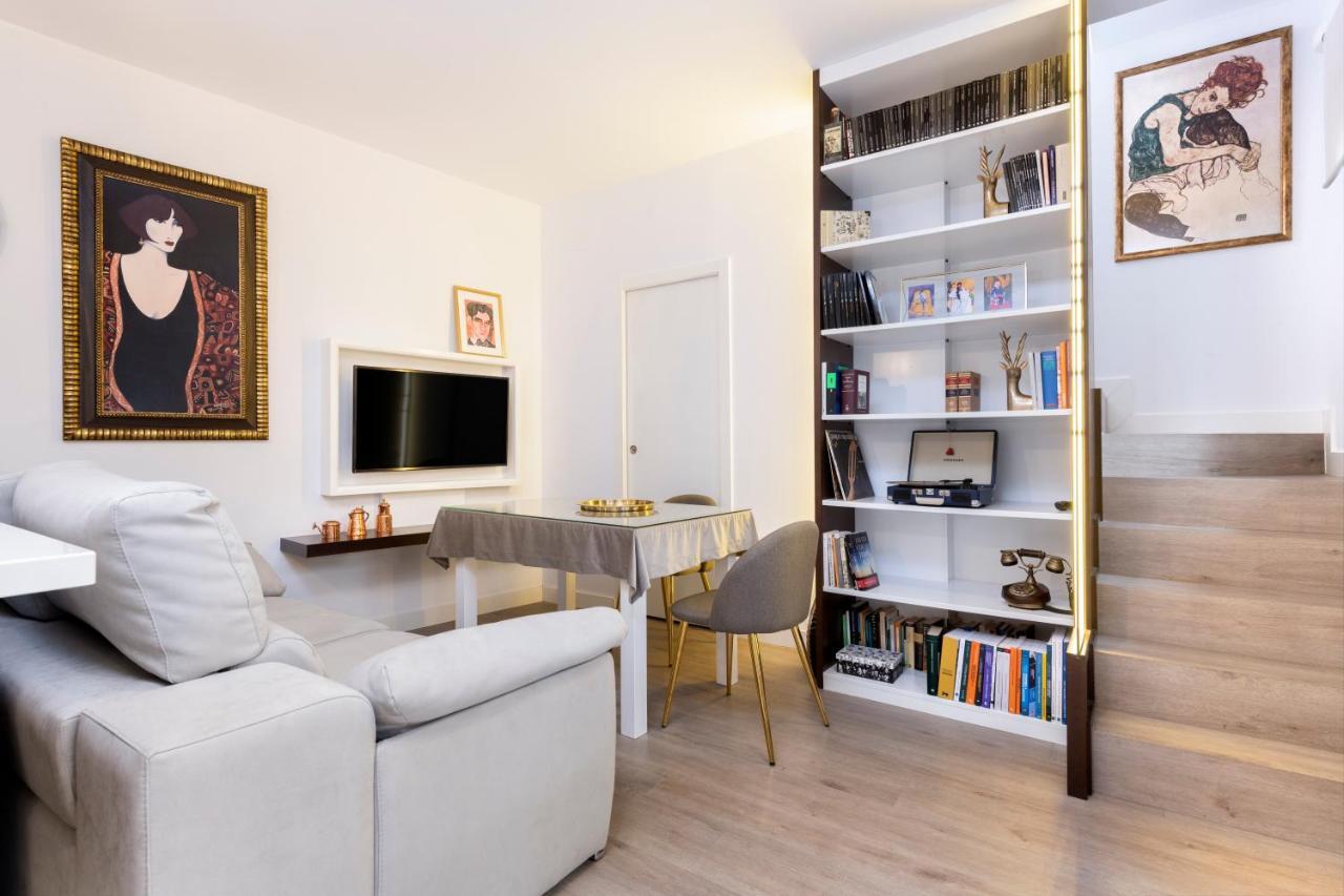 Unika Homes Faustino & Terrace Séville Extérieur photo