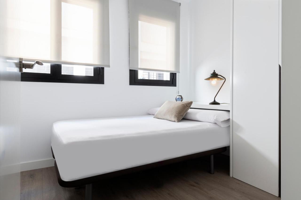 Unika Homes Faustino & Terrace Séville Extérieur photo