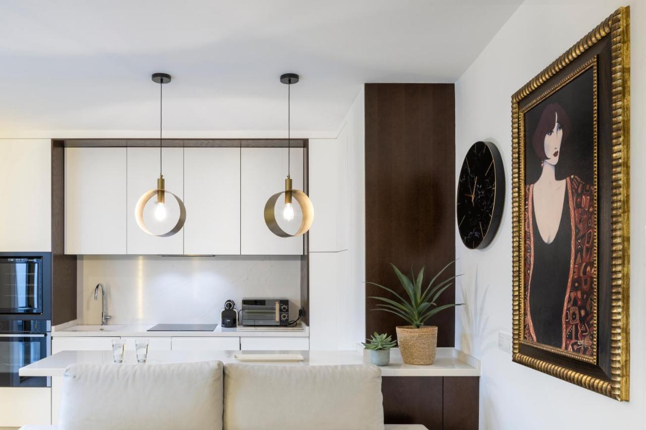 Unika Homes Faustino & Terrace Séville Extérieur photo