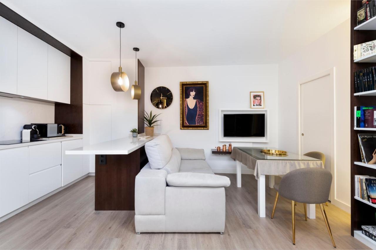 Unika Homes Faustino & Terrace Séville Extérieur photo