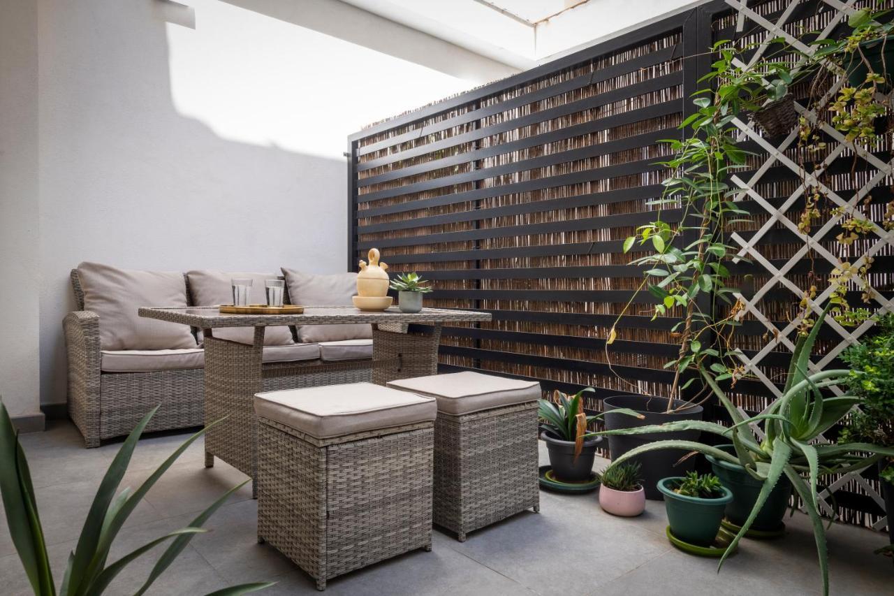 Unika Homes Faustino & Terrace Séville Extérieur photo